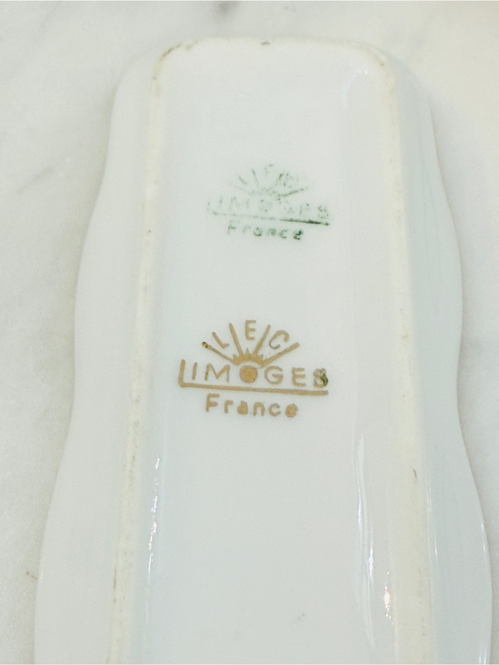 Vintage Limoges White Porcelain Floral Vanity Tray with Gold Trim - Picture 7 of 15